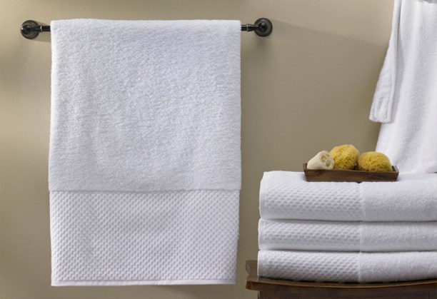 hilton-bath-towel-HIL-310-BT-NL-WH_xlrg