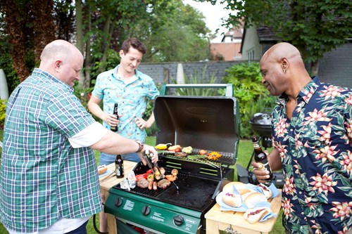 men-at-bbq